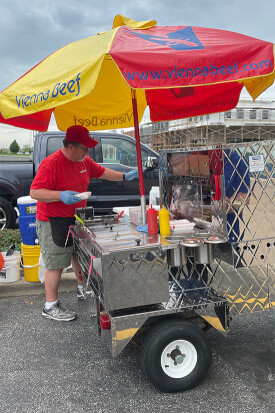 Milan Damjanovic, Damo's Hot Dog Cart