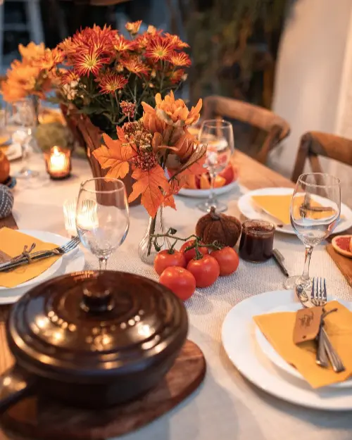 thanksgiving table